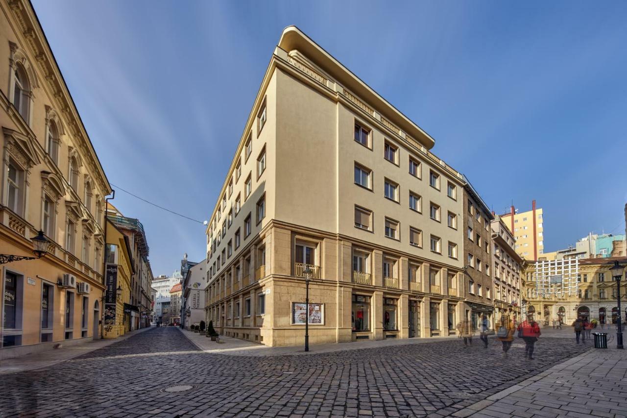 Apartment Pikachu's Gallery - Historical Old Town Bratislava