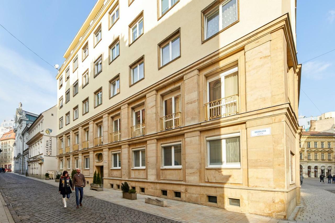 Pikachu's Gallery - Historical Old Town Apartmán